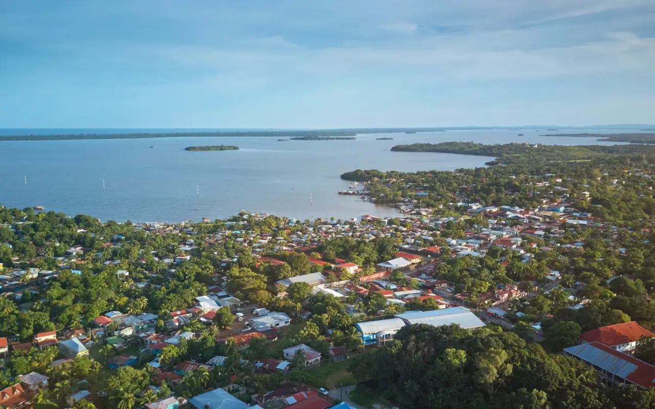 vue sur la ville de Blueflieds, Nicaragua
