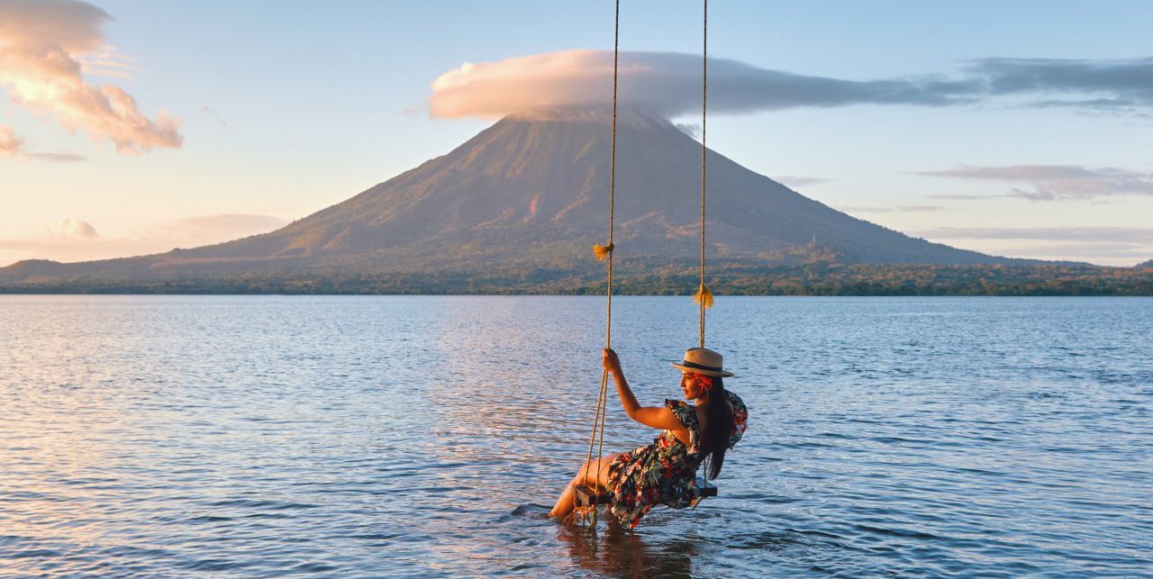 Ometepe - balançoire - voyage sur mesure Nicaragua 